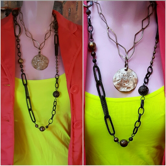 Pair of antique bronze finish necklaces. - Picture 3 of 8